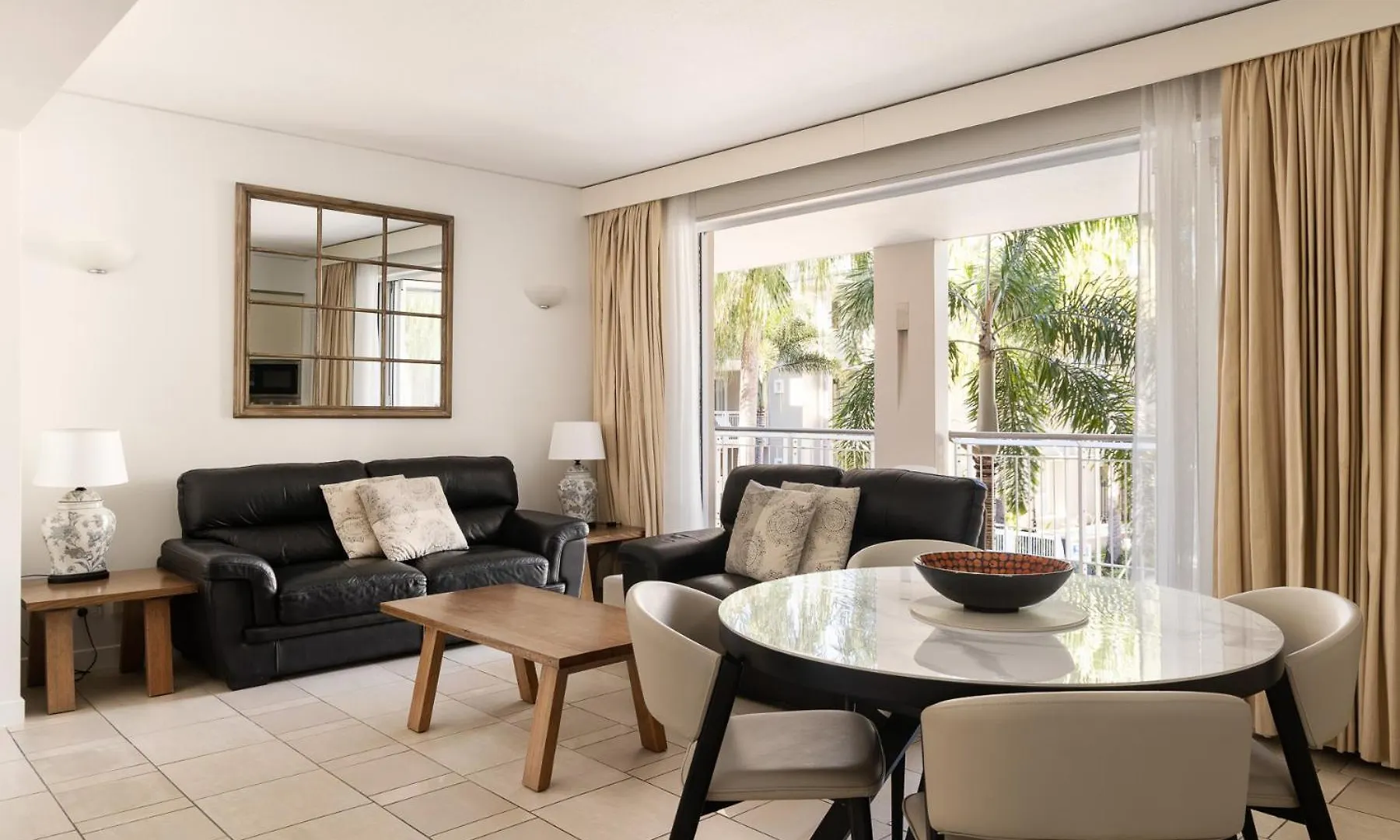 Laguna 621 Oasis On Hastings St Noosa Heads